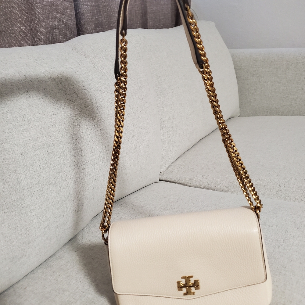 Tory Burch Kira PEBBLED small convertible - Picture 12 of 12
